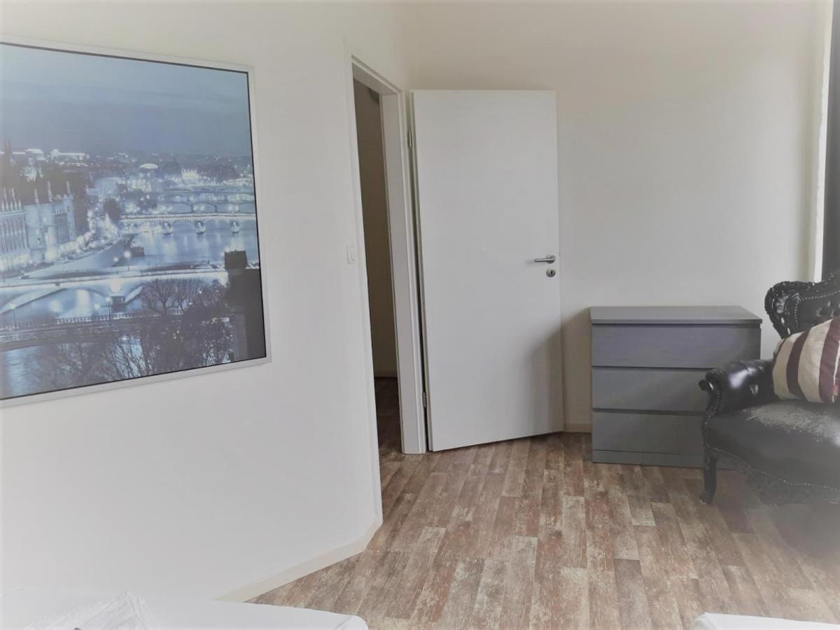 Mehrbett-Apartment 6 Citynah, Einfache Ausstattung Hambourg Extérieur photo